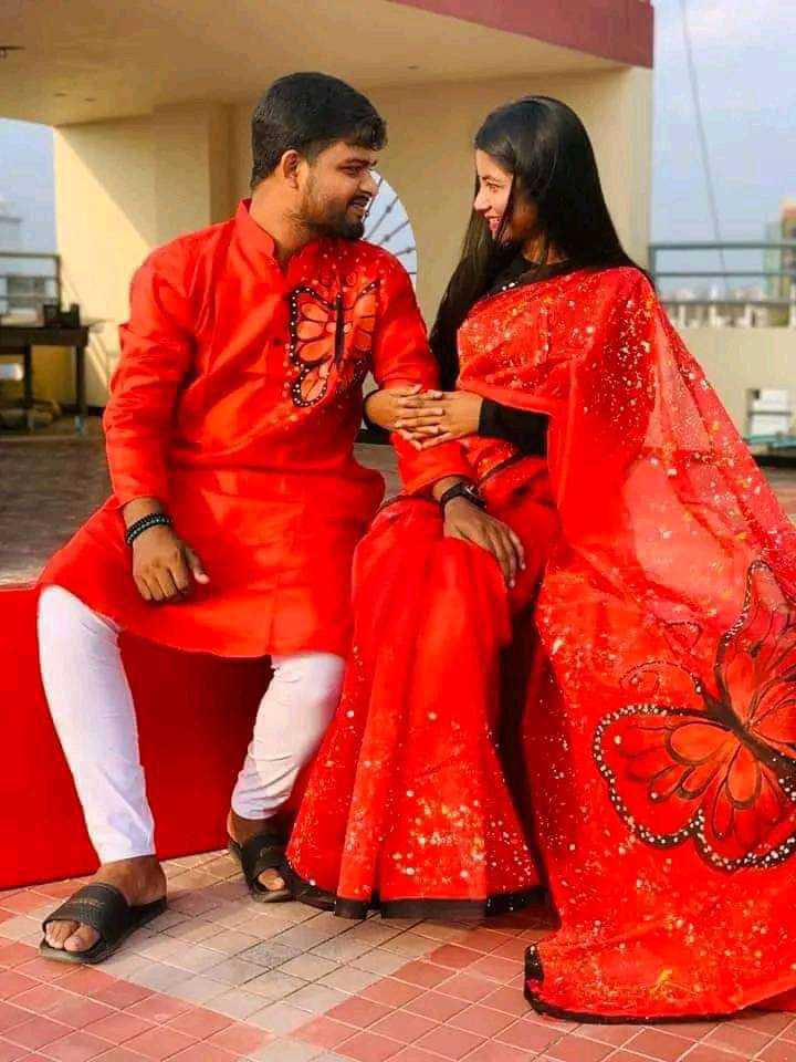 স্টাইলিশ ও ইউনিক ম্যাচিং কাপল সেট(শাড়ী+পাঞ্জাবি)-132