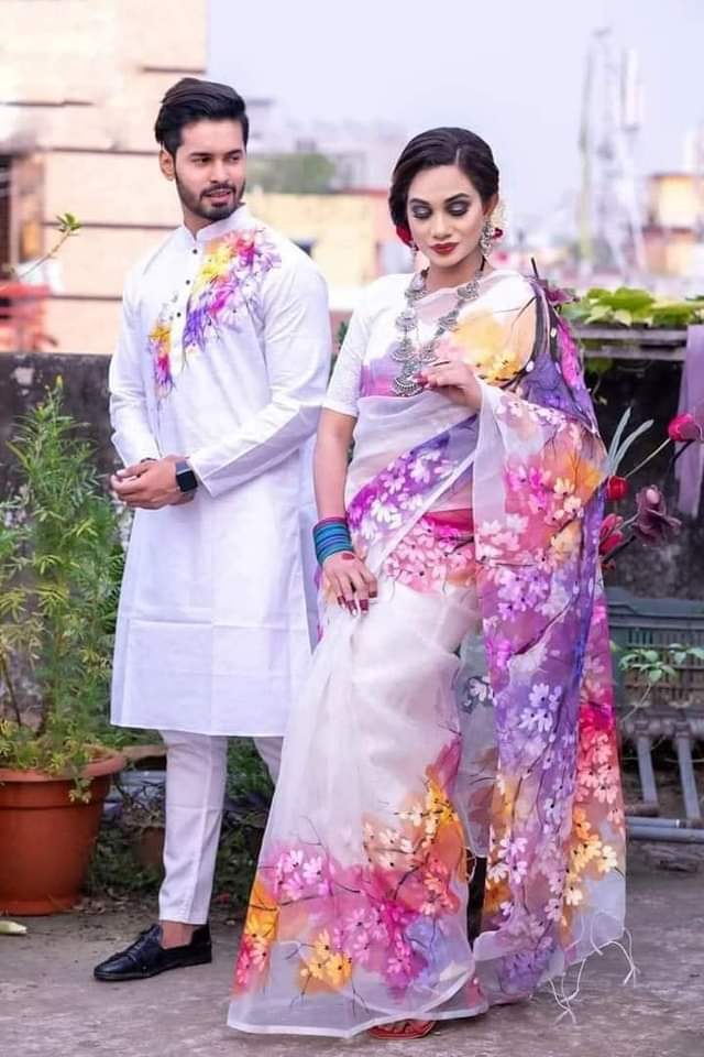 স্টাইলিশ ও ইউনিক ম্যাচিং কাপল সেট(শাড়ী+পাঞ্জাবি)-150