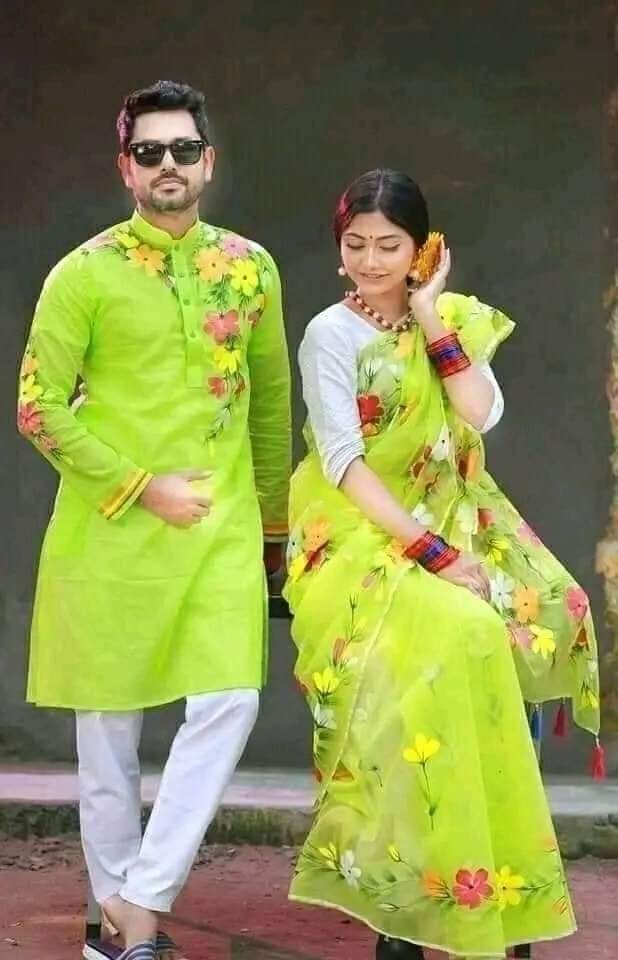 স্টাইলিশ ও ইউনিক ম্যাচিং কাপল সেট(শাড়ী+পাঞ্জাবি)-162